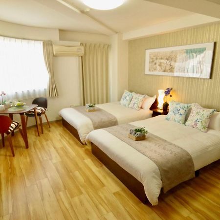 Nippombashi Art Hotel 602 Osaka Bagian luar foto