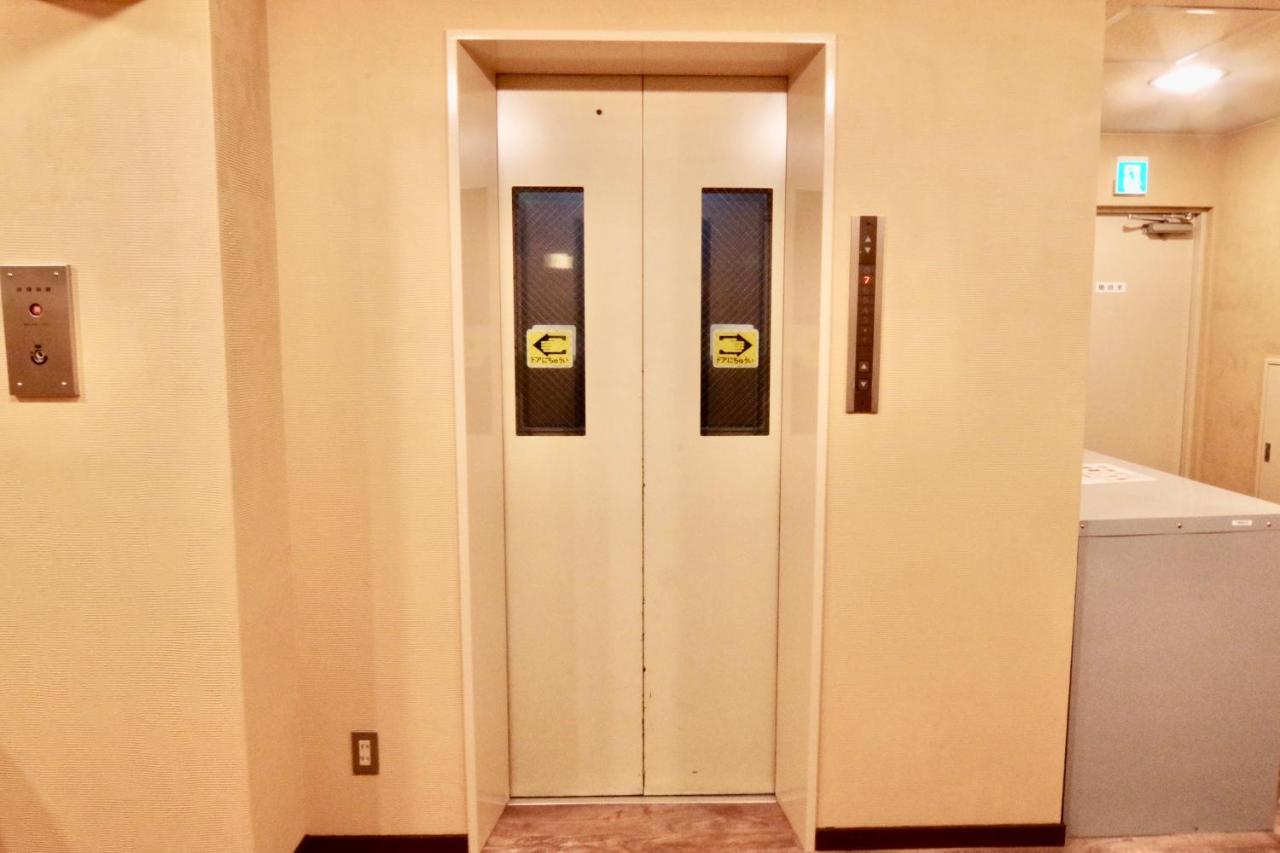 Nippombashi Art Hotel 602 Osaka Bagian luar foto