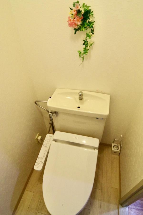Nippombashi Art Hotel 602 Osaka Bagian luar foto