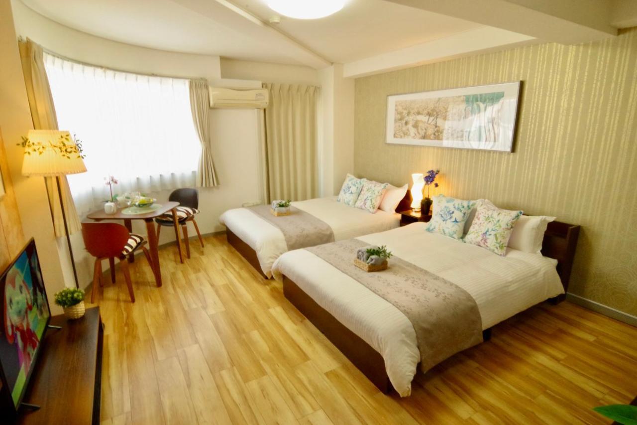 Nippombashi Art Hotel 602 Osaka Bagian luar foto