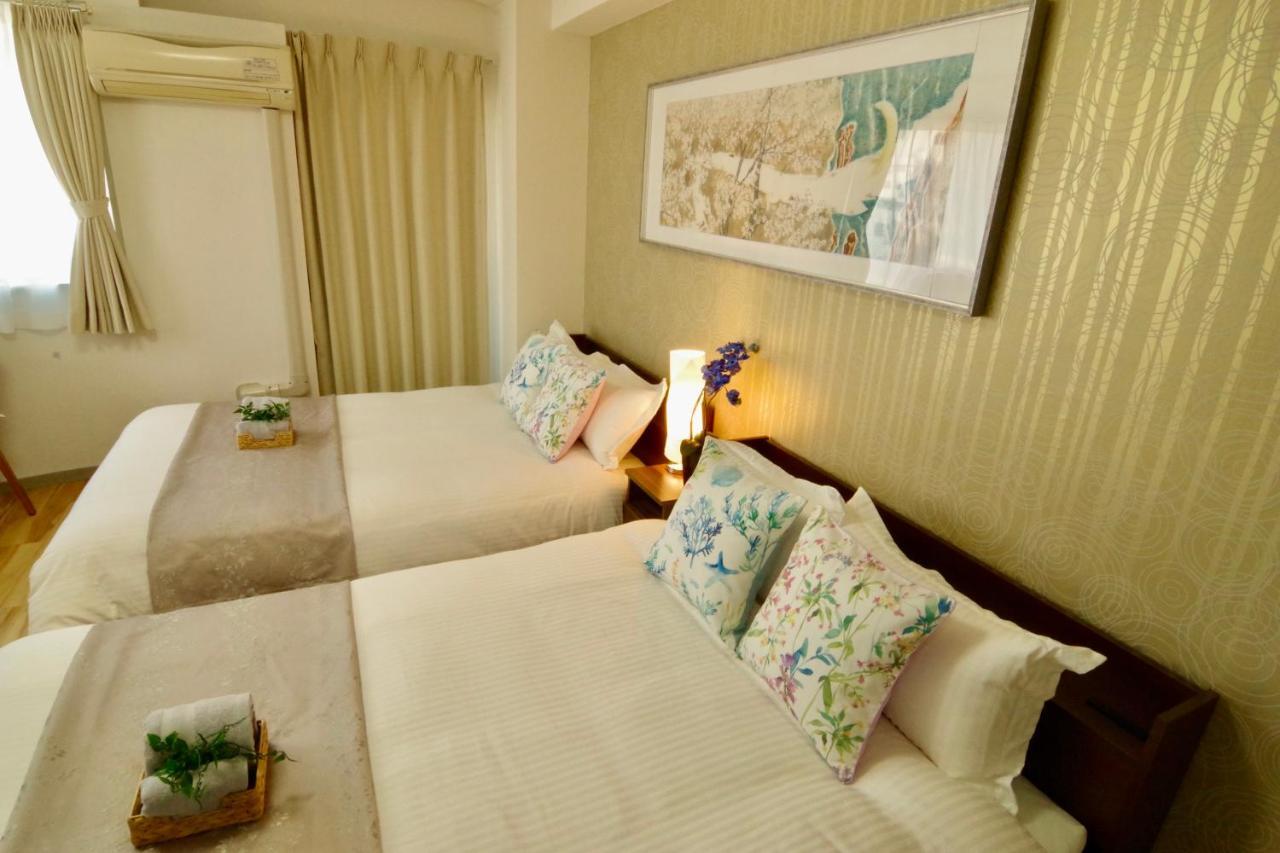 Nippombashi Art Hotel 602 Osaka Bagian luar foto
